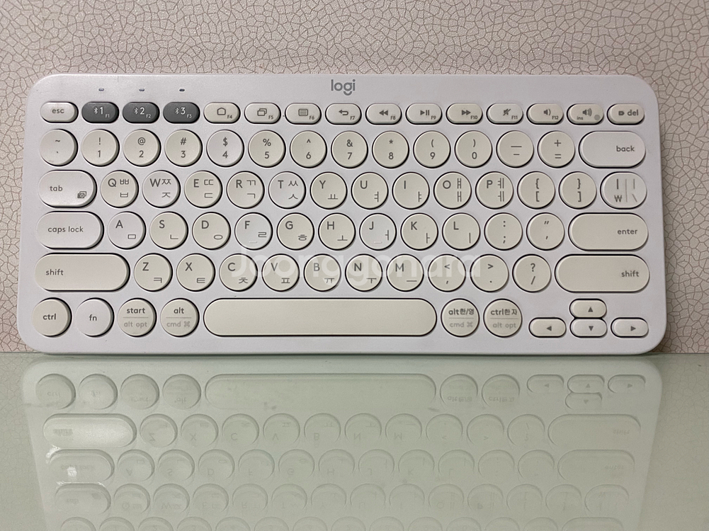 로지텍 K380 블루투스 키보드 화이트--1