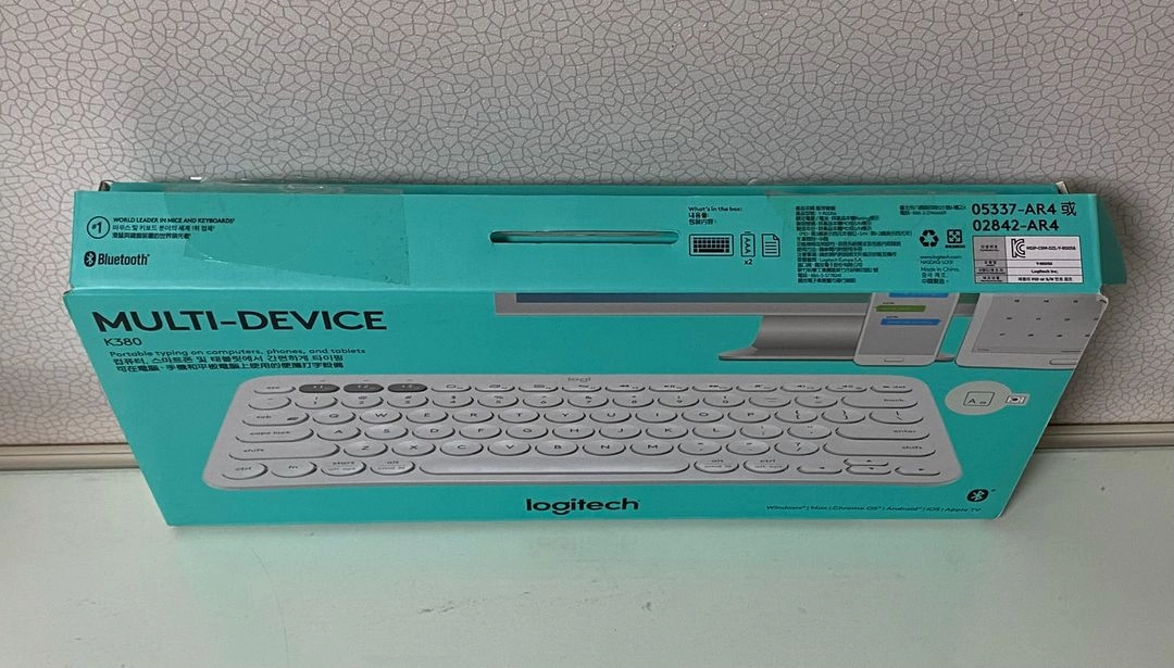 로지텍 K380 블루투스 키보드 화이트 이미지