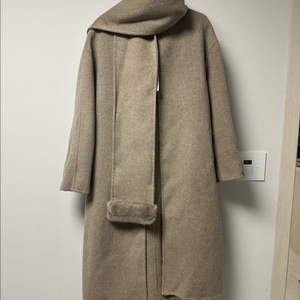 W9 핸드메이드 캐시미어 리얼밍크 머플러 코트-M사이즈 (새상품)