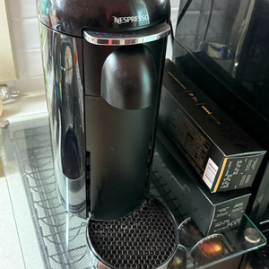 네스프레소 버터플러스 커피머신
