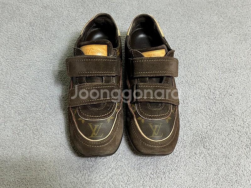 250 루이비통 벨크로 모노그램 스니커즈--4