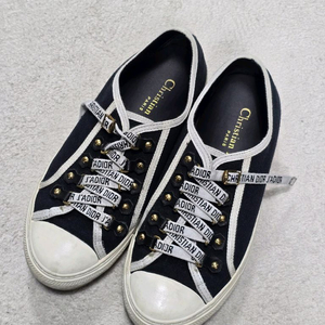 크리스찬디올 워크앤디올 스니커즈 230사이즈