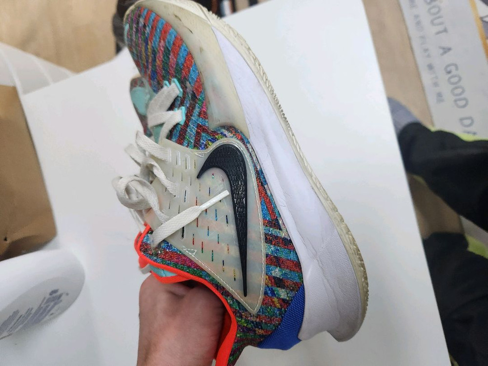 나이키 카이리 로우2 멀티컬러 이미지