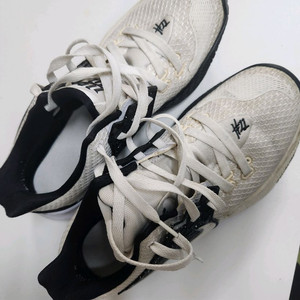 나이키 카이리 2 로우 이미지