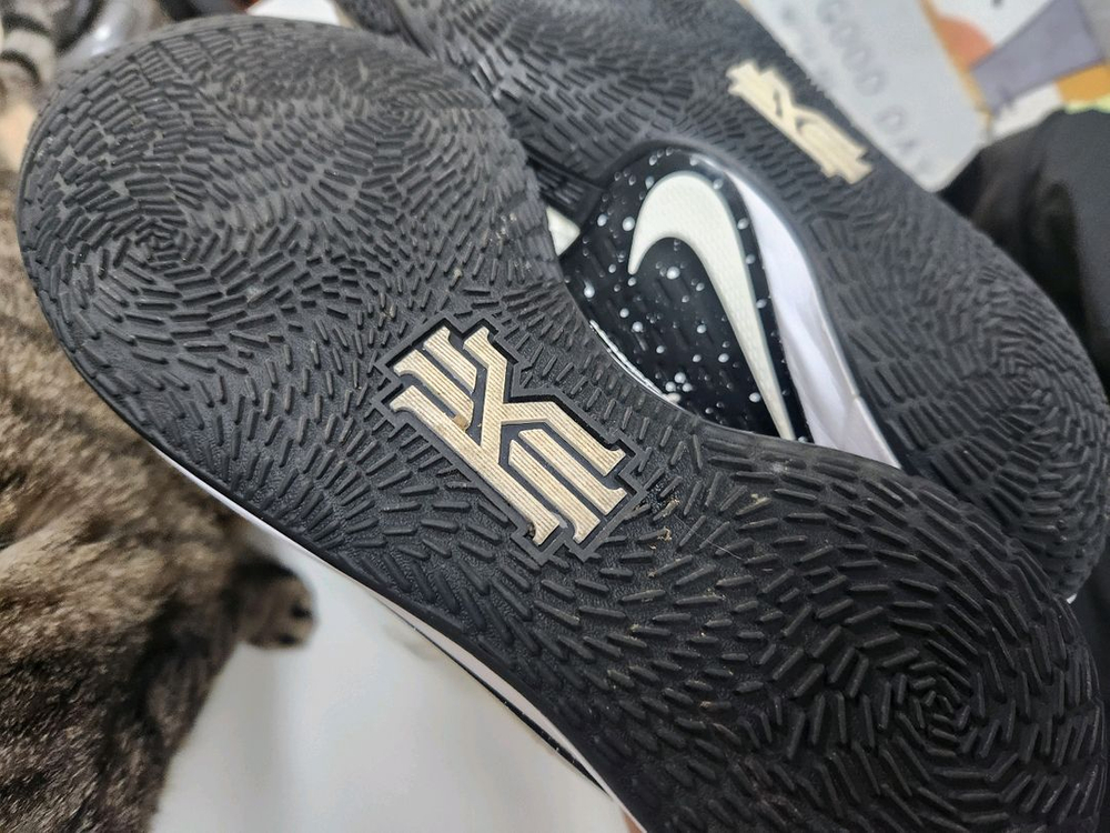 나이키 카이리 2 로우 이미지