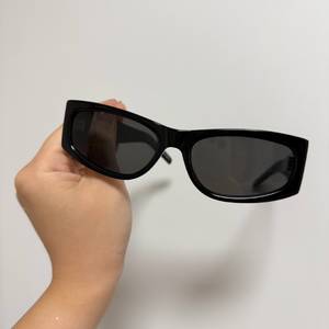 입생로랑 YSL 선글라스