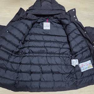 몽클레어 키즈 패딩 12