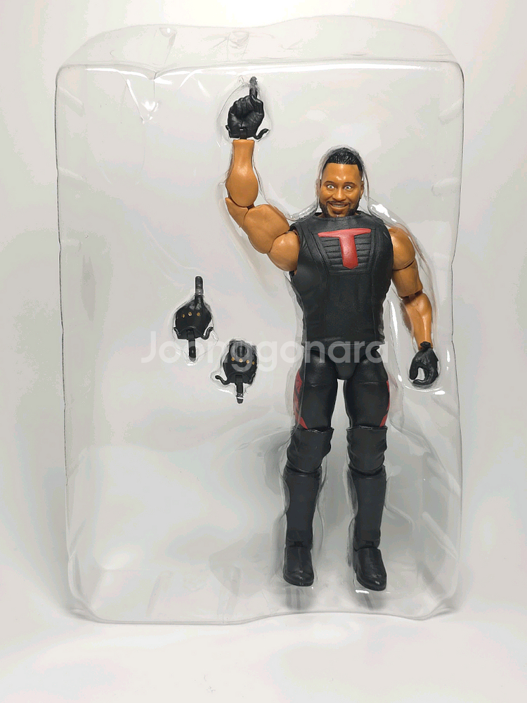 WWE 피규어 엘리트 118 통가로아, 타마통가--5