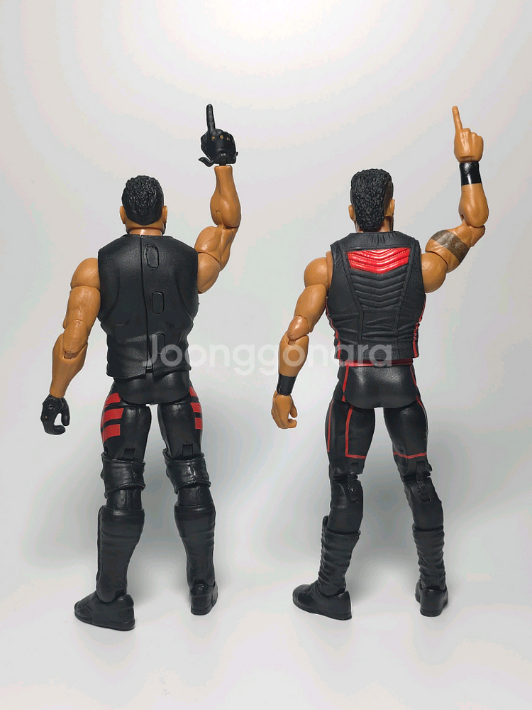 WWE 피규어 엘리트 118 통가로아, 타마통가--1