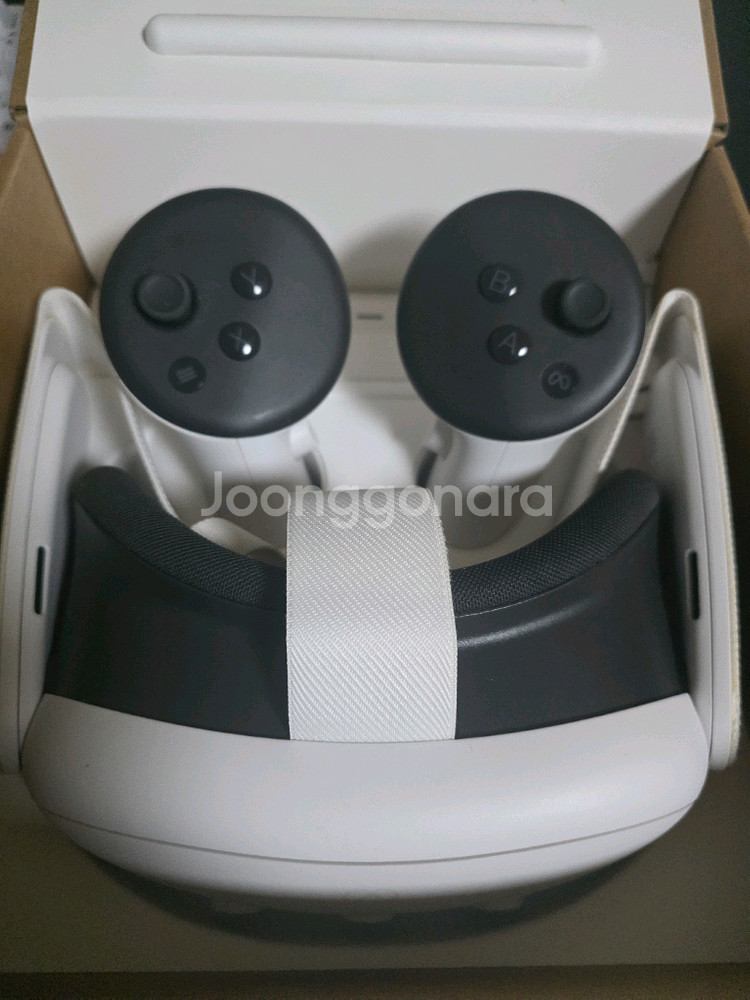 메타 퀘스트 3 VR 헤드셋 128GB--0