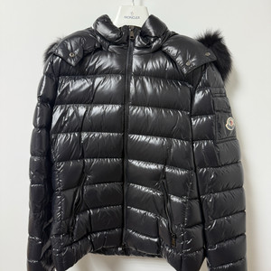A급)몽클레어 여성 바디퍼 북극여우 퍼 패딩 (구매 영수증 포함 )