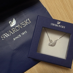 스와로브스키 스완 목걸이 정품