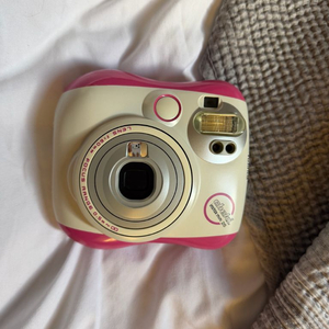 인스탁스 미니 25 핑크 팝니다 (사용가능제품)