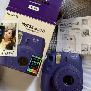 인스탁스 미니 8 퍼플 팝니다 사용가능제품