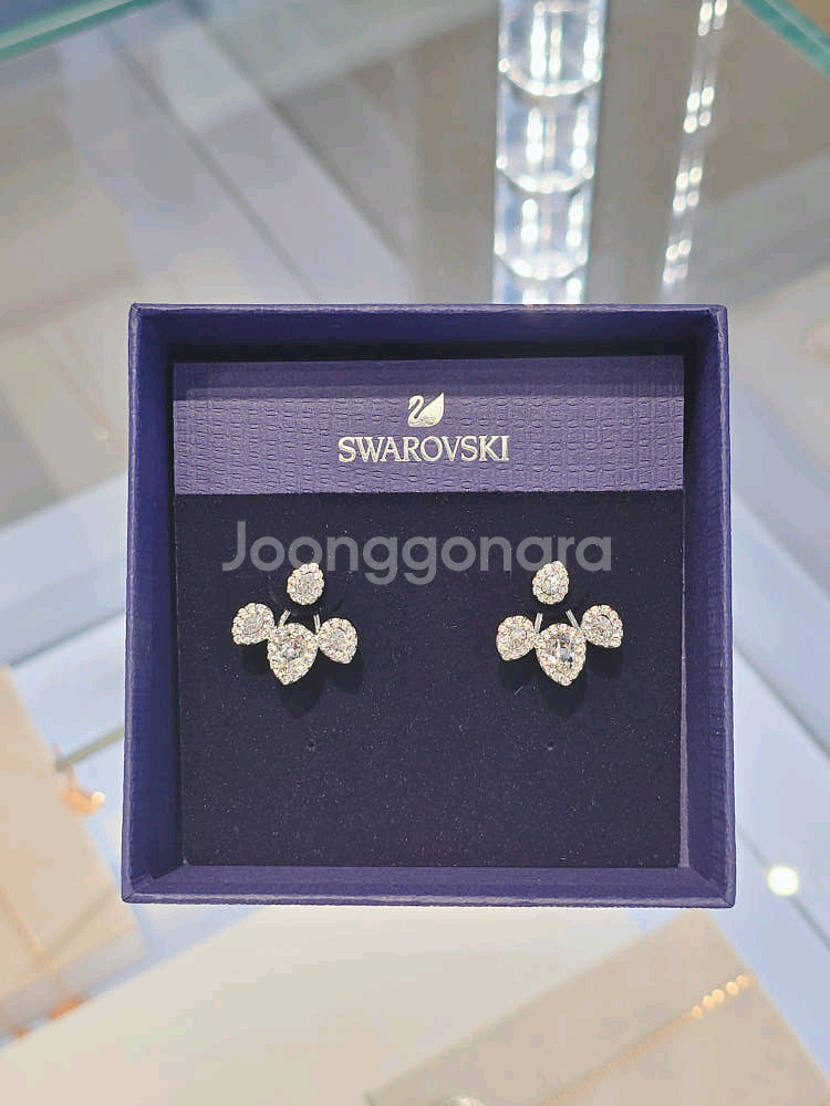 (새상품) 스와로브스키 귀걸이--0