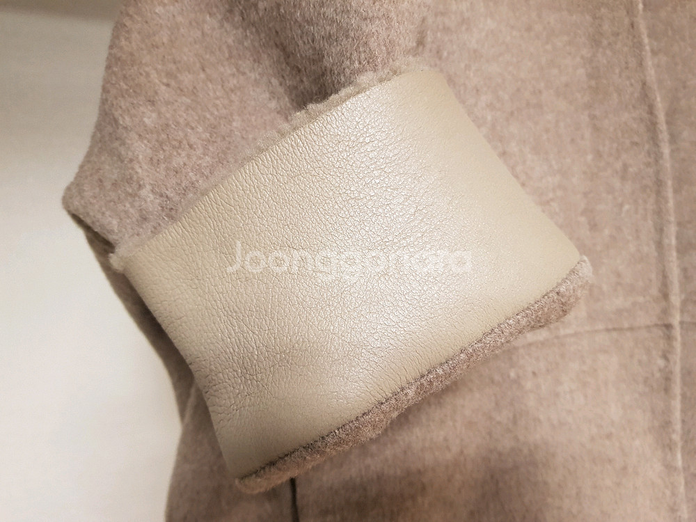 벨라디터치 리얼무스탕배색 핸드메이드 코트--6