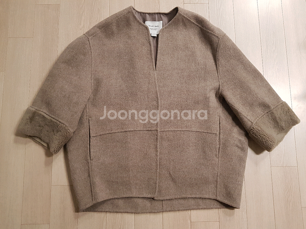 벨라디터치 리얼무스탕배색 핸드메이드 코트--9