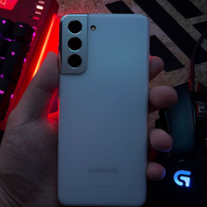 갤럭시 S21 256GB 팝니다.