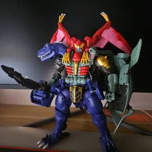 트랜스포머 레거시 마그마트론