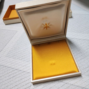 불가리 목걸이 케이스 상자