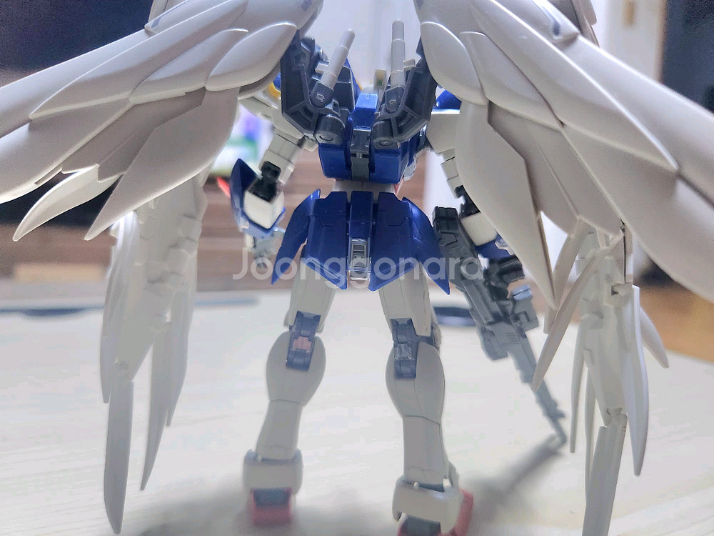 무료배송 RG 윙건담 제로 EW 가조립 판매합니다--1