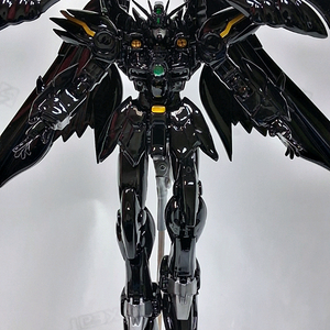 반다이 건담 RG 윙건담 제로 블랙 도색 버젼 건프라