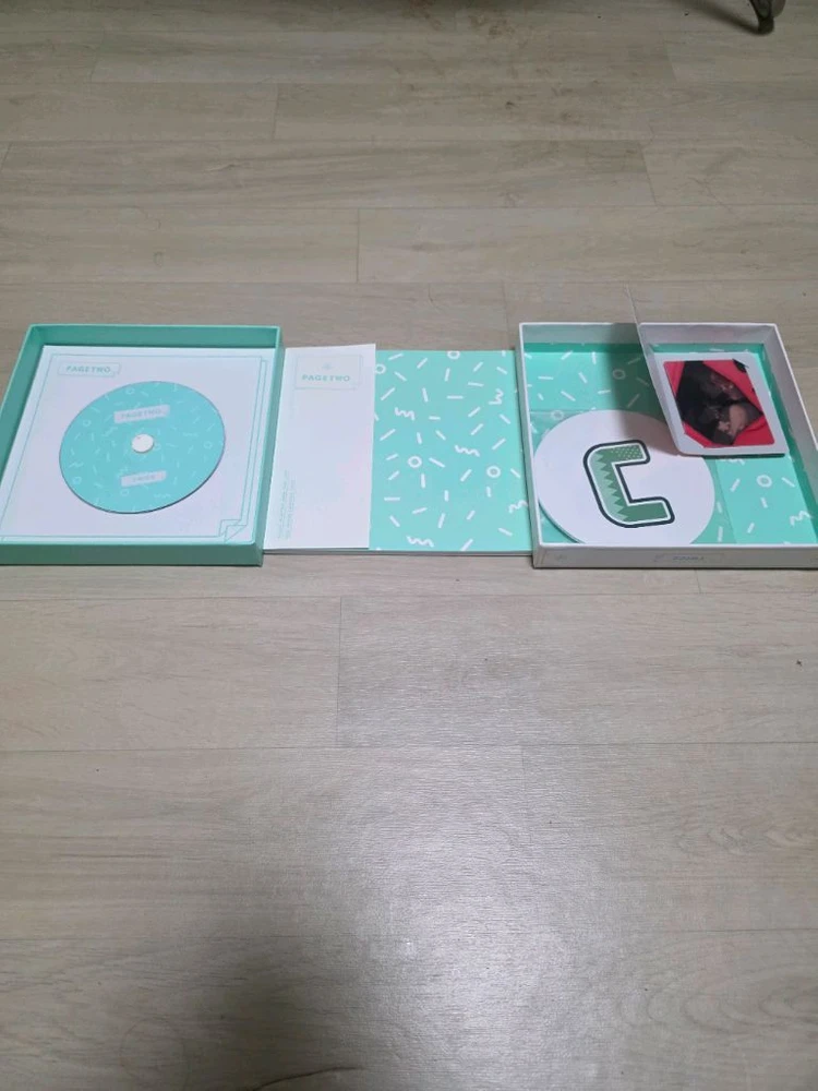 [모모 홀로그램 포카 포함] 트와이스 PAGE TWO 앨범 풀 구성 (레어템) 이미지