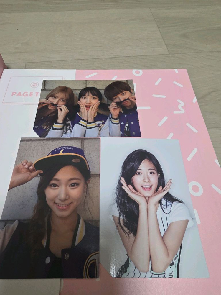 트와이스 Page Two 앨범[쯔위 포카 2장 포함] 트와이스 PAGE TWO 앨범 (핑크 ver.) 풀 구성! 이미지