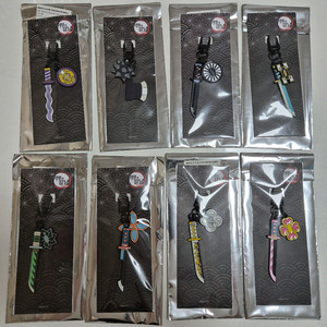 귀멸의칼날 일륜도 키링 팝니다(일괄시 네고)