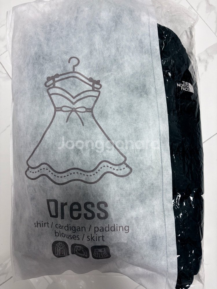 노스페이스 눕시 1992 차콜 패딩 판매--0