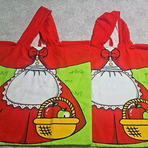 쌍둥이 비치타올 목욕 빨간모자수건