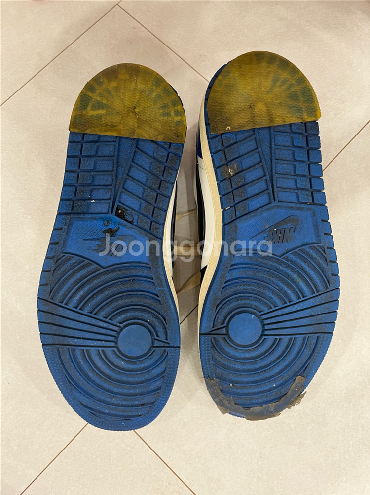 나이키x스캇x프라그먼트 조던1로우 265--6