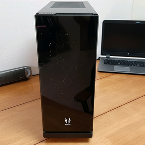 i5-8500 GTX1060 데스트탑 깨끗해요. 롤 발로란트