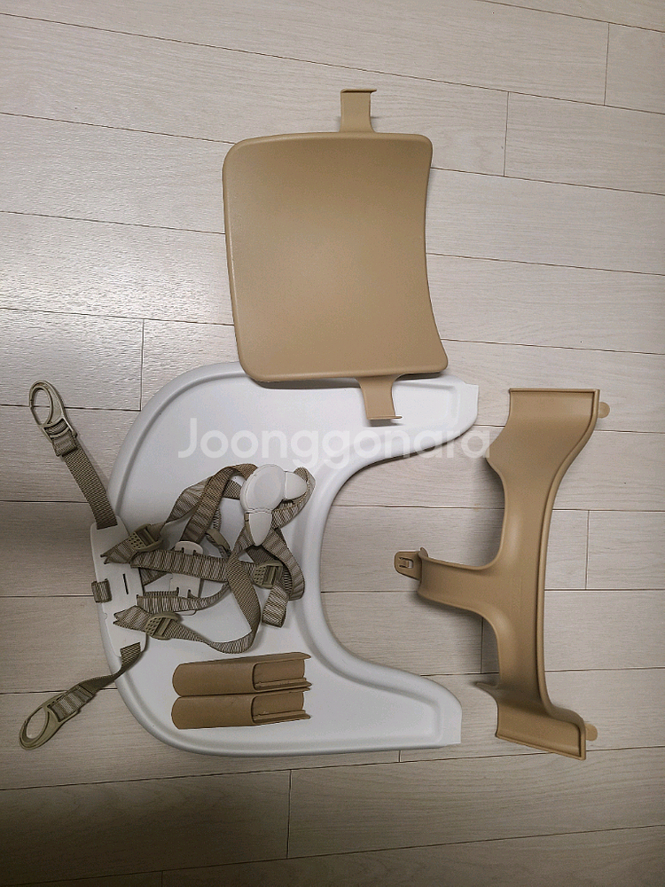 스토케 트립트랩 하이체어 팝니다.--4