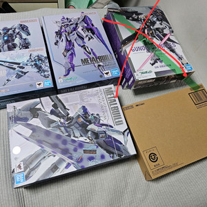 메탈빌드 개봉품들 팝니다