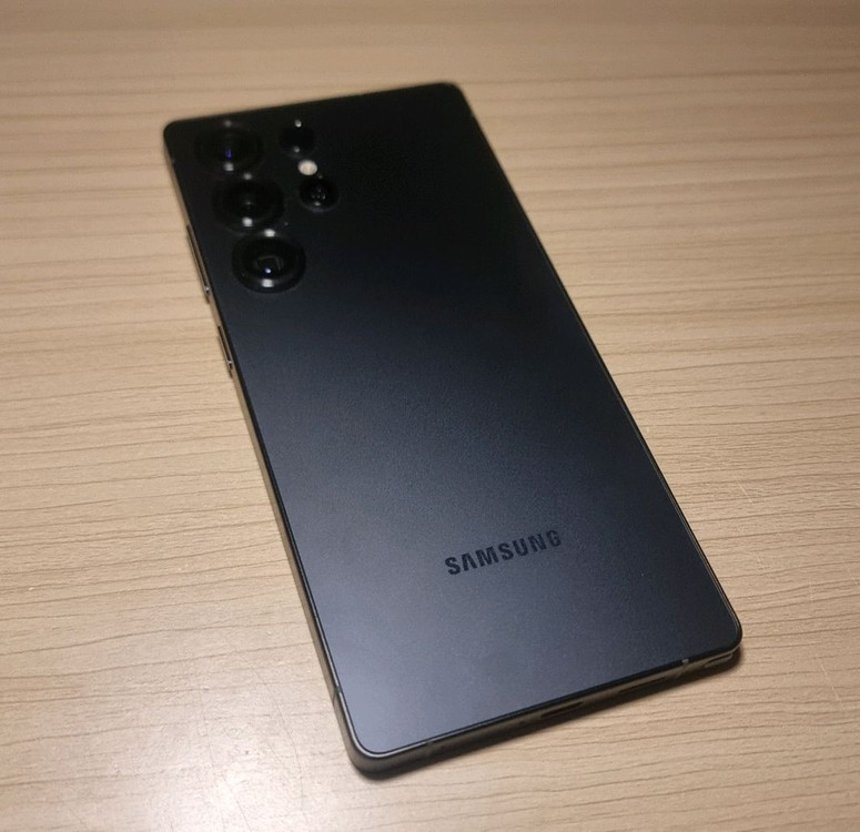 갤럭시 S25 울트라 티타늄 제트 블랙 512GB 자급제 삼케플 양도가능 폴드7 교환가능--1