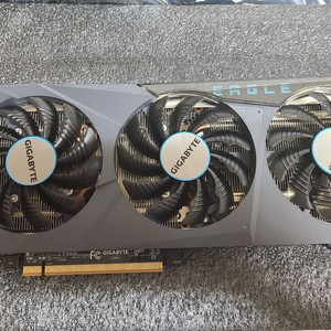 GIGABYTE RX 6700 XT 이글 이미지