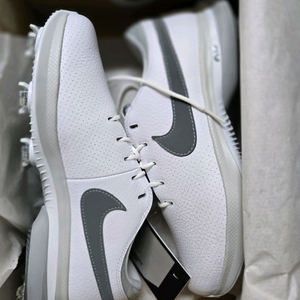 나이키 에어 줌 빅토리 투어3 골프화 이미지