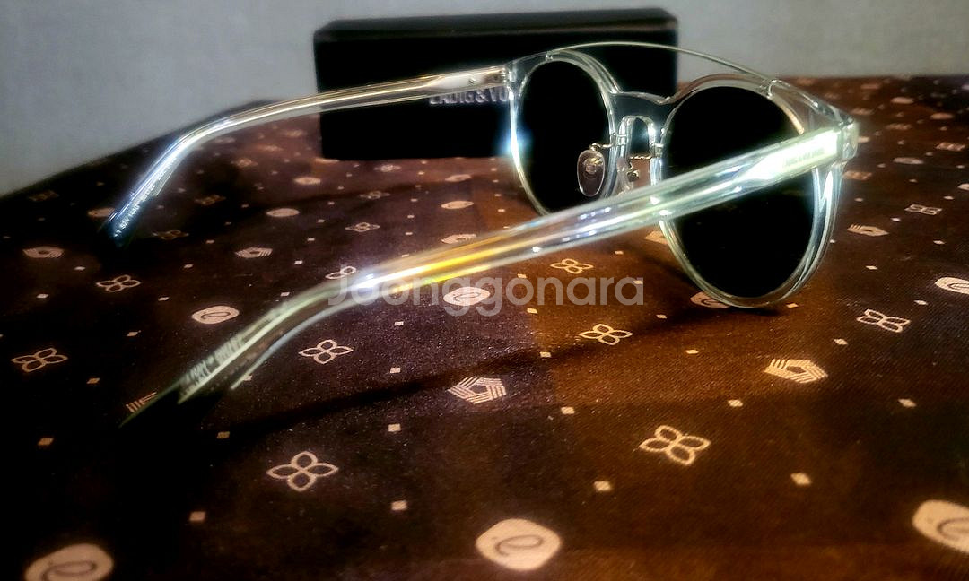 [미사용 새상품] 쟈딕앤볼테르 투톤 실버 미러선글라스--3