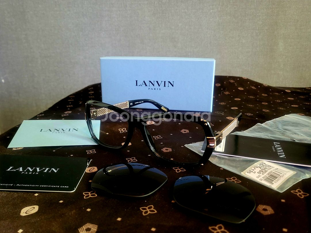 [미사용 새상품] 랑방 선글라스--3