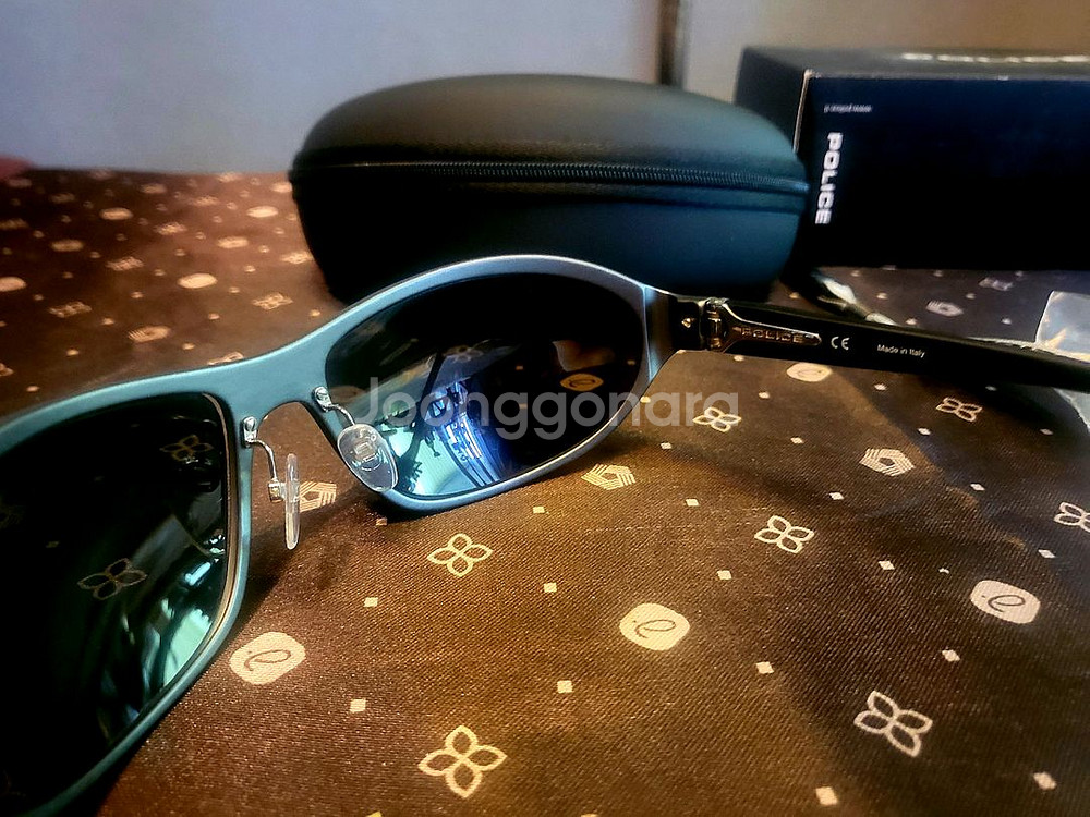 [미착용 새상품] POLICE - 폴리스 스포츠 선글라--6