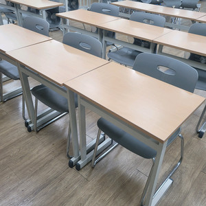 학생 책상의자 세트/책걸상130개