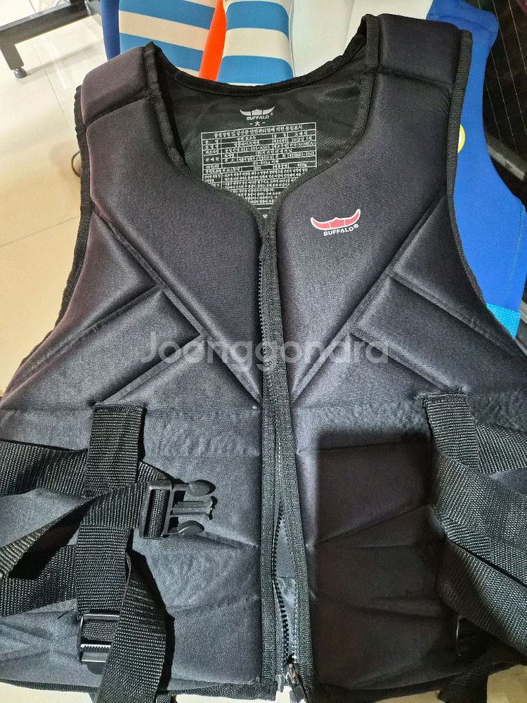 구명조끼 아동용 3개, 성인용 1개--2