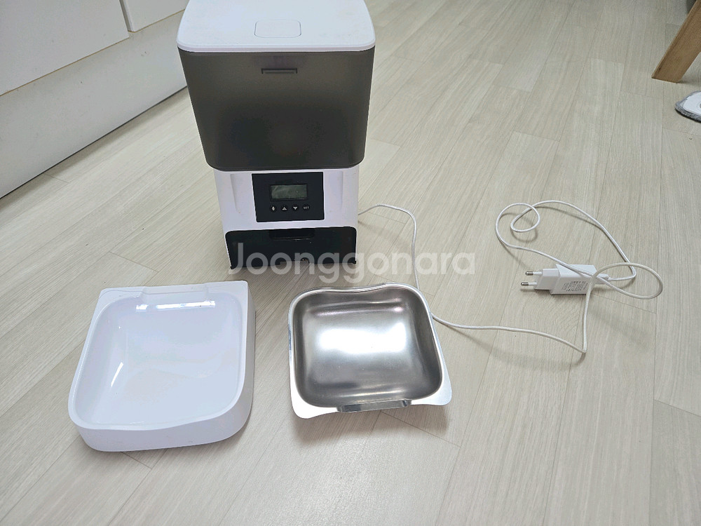 반려동물 자동사료기--0