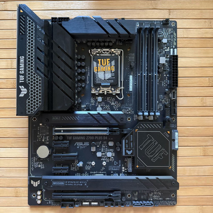 ASUS TUF Gaming Z790-PLUS D4--2