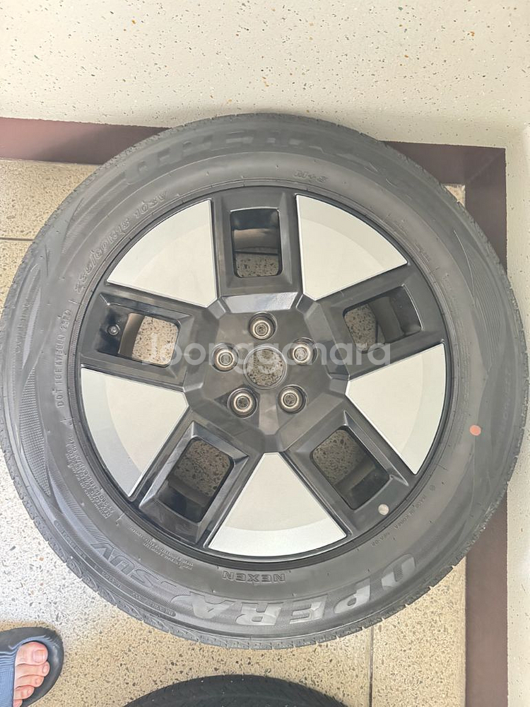 싼타페 MX5 18인치 순정 휠타이어 세트--0