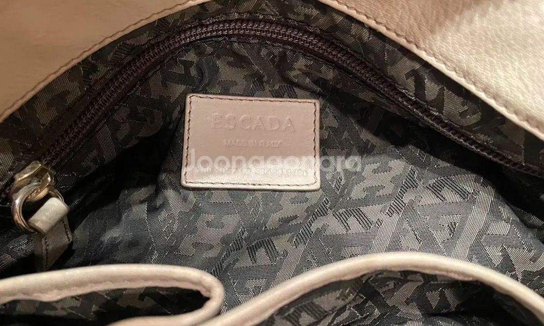 (정품) Escada 가죽 백--2