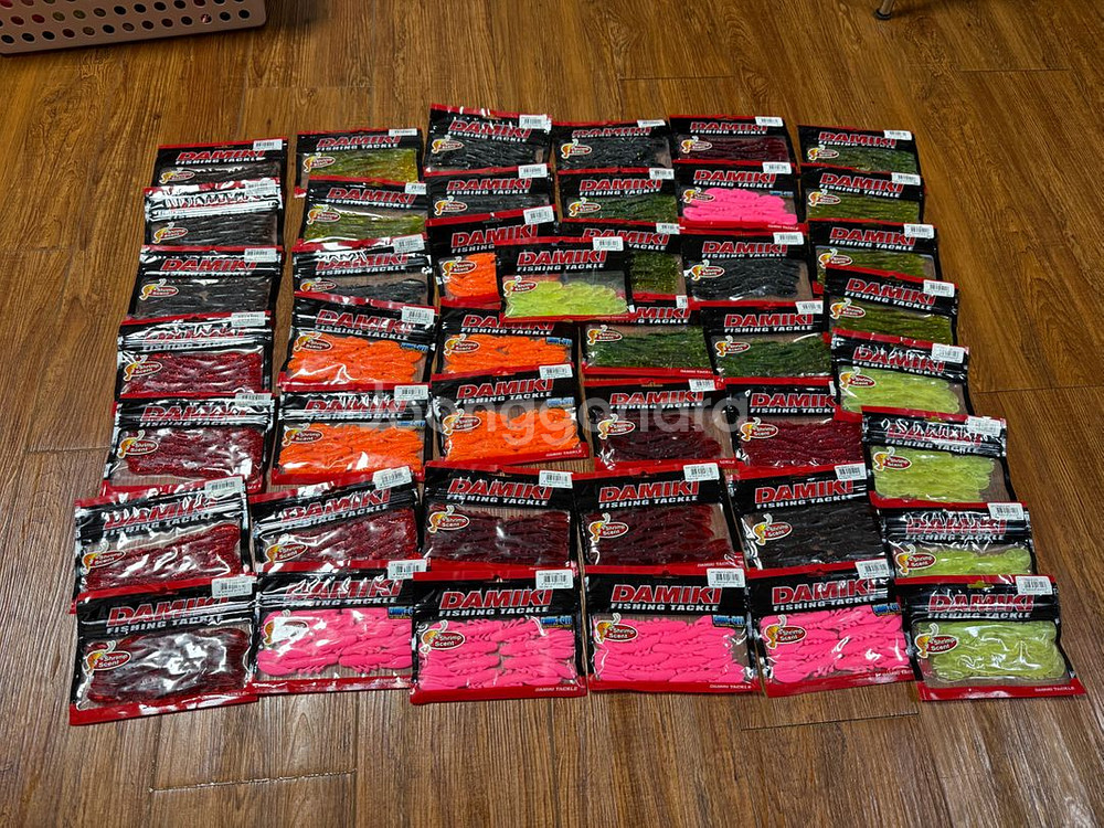 다미끼 에어크로우 3인치 웜 새상품 일괄 대량 싸게 판매합니다--0