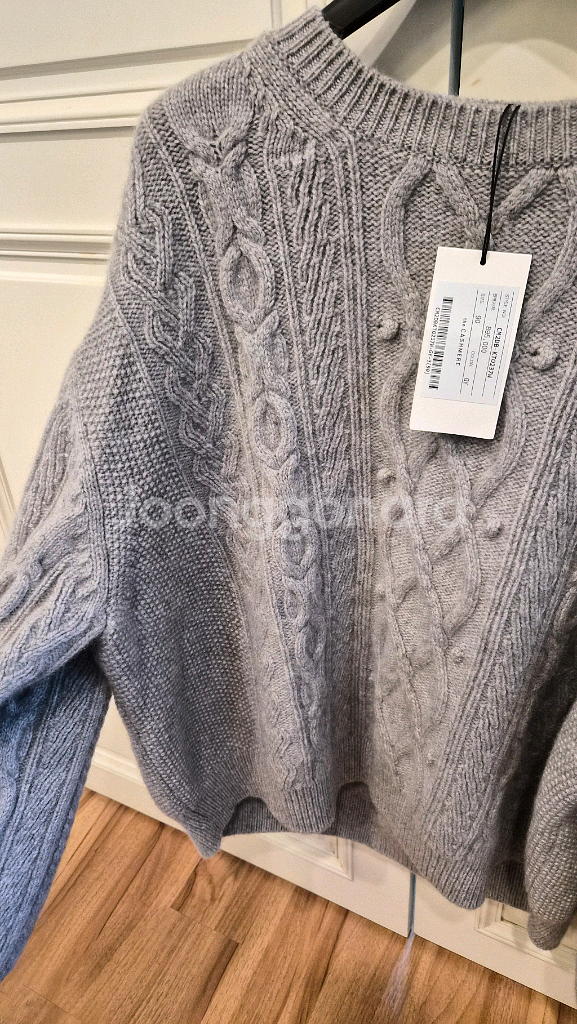 한섬 더캐시미어 캐시미어 블렌드 케이블 폼폼 니트 탑--5