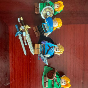 레고 젤다의 전설 피규어 무기 포함 일괄로 팝니다!